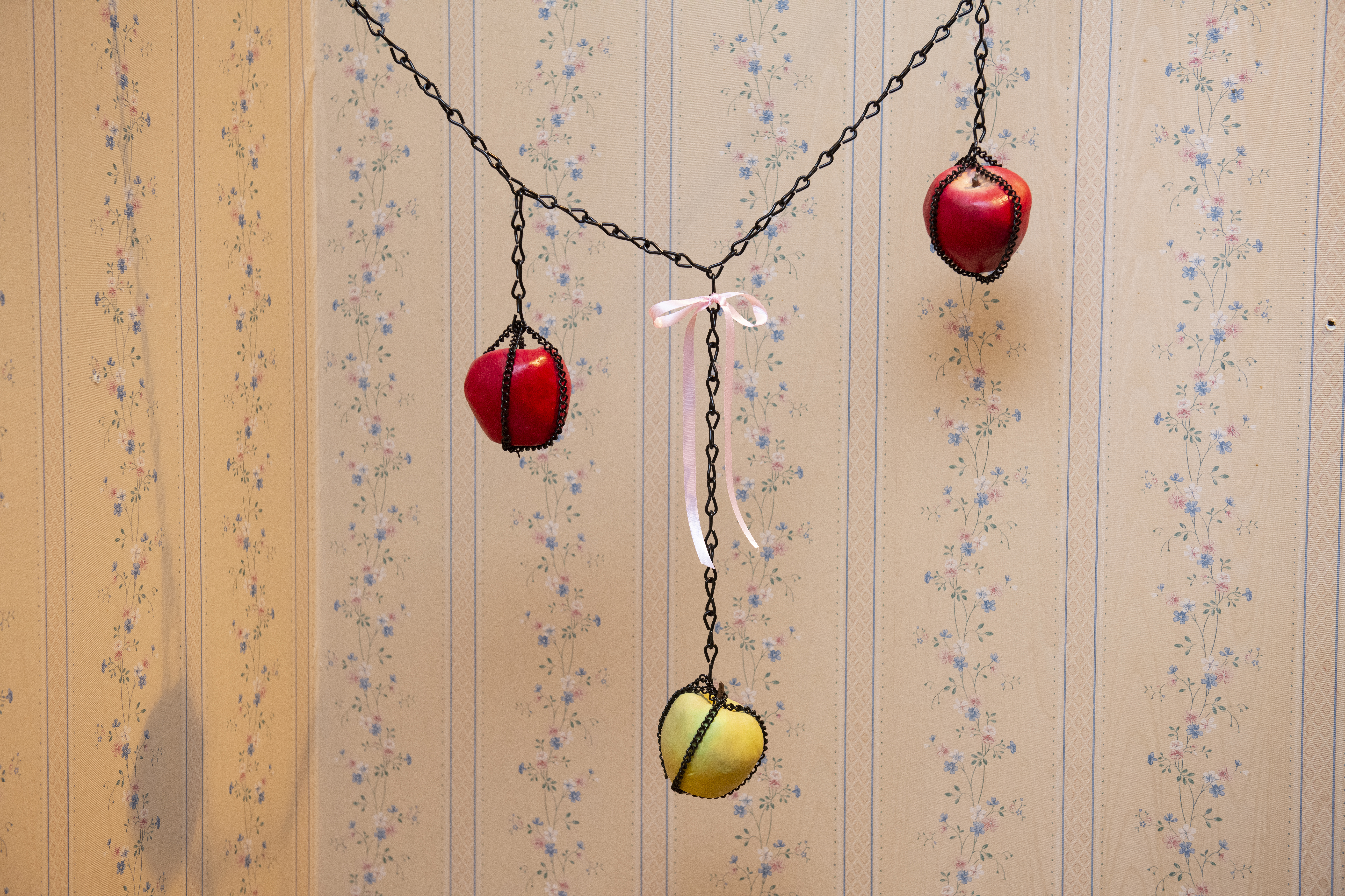ceramic apples